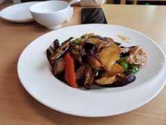 -关东小磨东北菜(上海长风大悦城店)