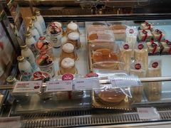 -85度C(生甜甜圈研究工坊·上海局门店)