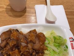 -南城香·饭香串香馄饨香(青年路店)