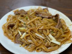 炒牛河-美食店(华贵路店)
