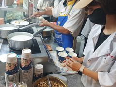 -正宁路小吃夜市