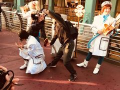 -海底巡游艇:尼莫和好友的海洋世界