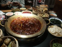 -王婆乔鲜鱼自助火锅(蜀汉路店)
