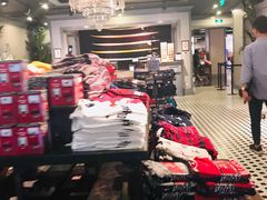 -Hollister(天环广场店)