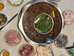 -九尺赵老四鲜鹅肠火锅