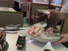 -洪氏嗨捞·广东猪肚鸡·椰子鸡火锅(西咸万象城店)