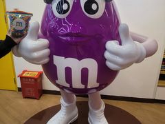 -m豆巧克力世界(上海世茂广场店)