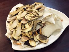 -野菌皇海景野生菌火锅(滨海大道店)