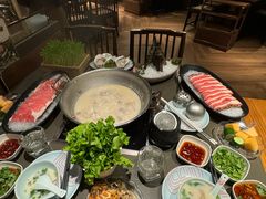 -捞王锅物料理(上海世茂广场店)