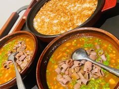 -连鹭海鲜·海肠捞饭·海胆饭(星海店)
