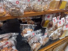 -汉柏麦香德国面包房(海信店)