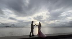 -现代经典婚纱摄影