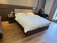 -元一商务电竞酒店(世纪城新会展中心地铁站店)