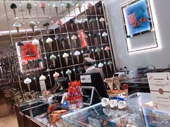 -VENCHI 闻绮(上海佛罗伦萨小镇店)