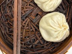 -老西白点心店