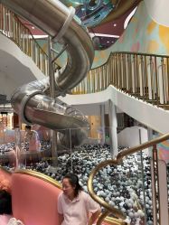 -奈尔宝·国风主题儿童乐园·亲子餐厅(豫园商城店)