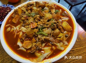 肌肉特别的软烂，感觉是高压锅煮太久了
