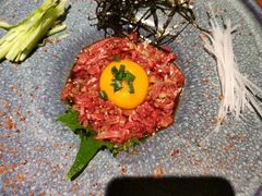 生拌牛肉-肉魁屋·烧肉·烧鸟·酒场(高新店)