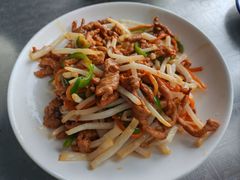 -丹水桥地锅鱼·翘嘴鲌·地方特色全鱼宴(丹江口大坝店)
