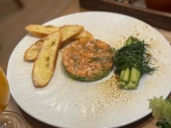 -Mark&Mars Restaurant