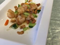 -赶海部落海鲜城(海阳路店)