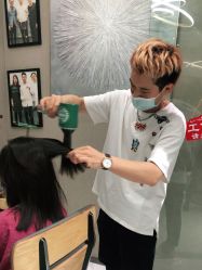 点击看大图 -首脑美发沙龙