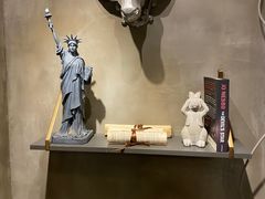 -HIGH FIVE哈福手工汉堡(桂林路店)