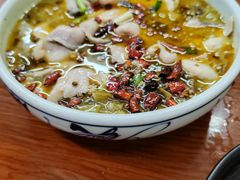 -胡子饮食店