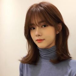 -蘑菇发型