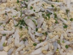 蒜蓉粉丝蒸沙虫-盛港湾海鲜食府(黄沙店)