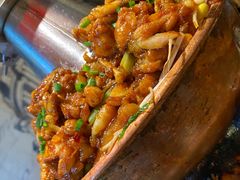 -巴四老城区炭火蛙锅(张江店)