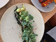 西兰花佐牛油果酱-BOR Eatery(安福路店)