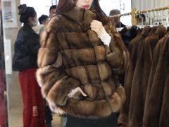 -肃宁华斯国际裘皮城