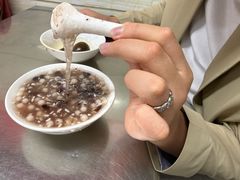 -芳婆糕团店(王府大街店)