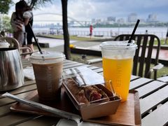-Manner Coffee(徐汇滨江店)