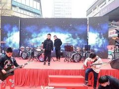 -COCO  BOMB国际流行音乐(爱琴海校区)