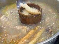 -朴小妹人参鸡汤火锅(长白山万达店)