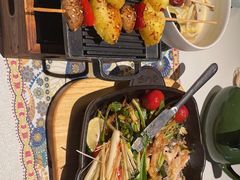 -云海肴·汽锅鸡·云南菜(天山百盛优客店)