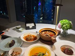 -运·中餐厅(成都华尔道夫酒店)