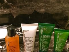 -中山利和希尔顿酒店