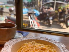 -玛格萝妮比萨屋(陆家浜路店)