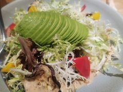 焙煎牛油果沙拉-潮粥荟·潮汕砂锅粥(朝阳大悦城店)