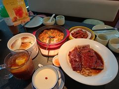 -蝴蝶里·粤菜·点心(滨江龙湖店)