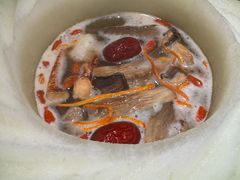 -得意咚瓜·顺德鱼生·冬瓜火锅(深圳首店)