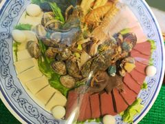 -旺角小渔村·海肠捞饭开创者(环山路店)