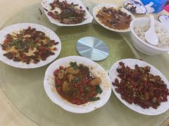 -湘里湘亲饭店(闸坡店)