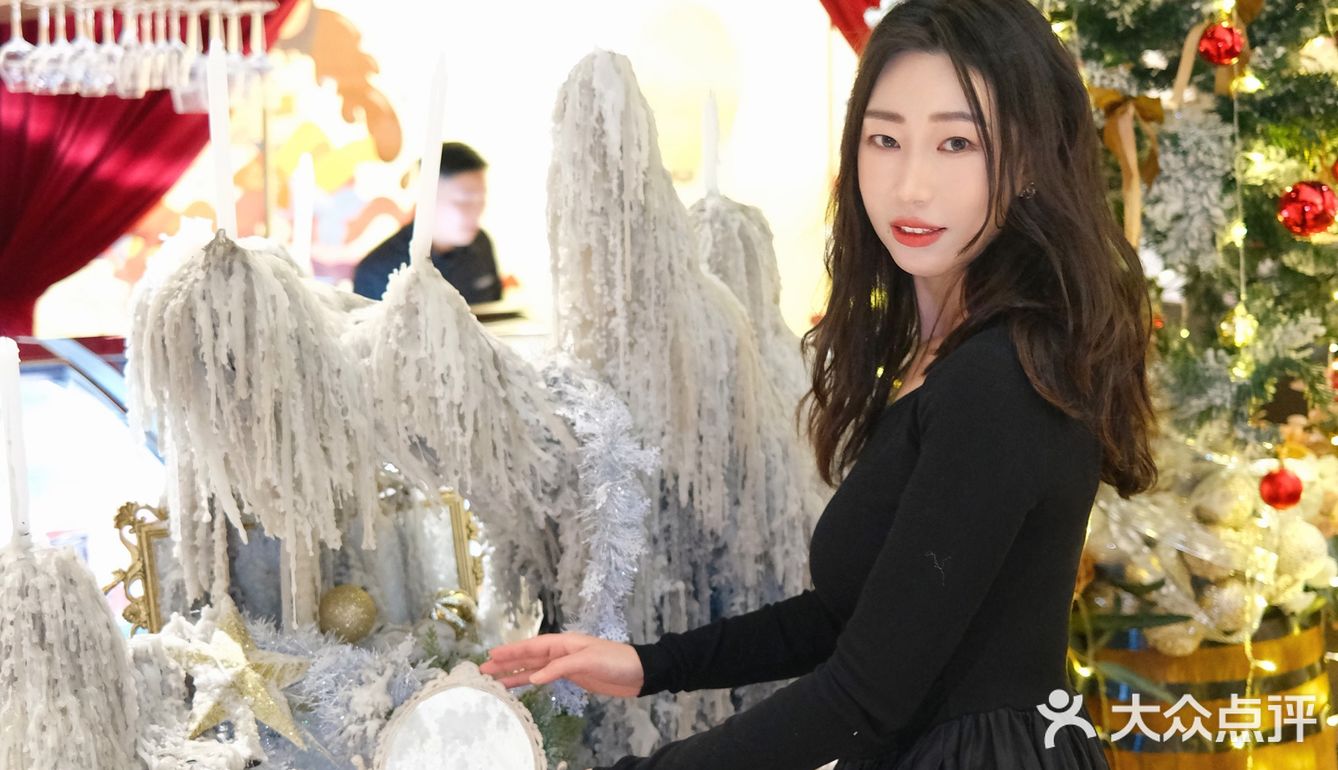 小伯格酒馆｜闺蜜聚会太棒啦！氛围感满满