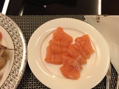 -华强广场酒店-椰香高空自助餐厅