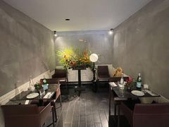 -LESCEDARS Brasserie Bistro香柏树