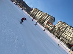 -亚布力新体委滑雪场